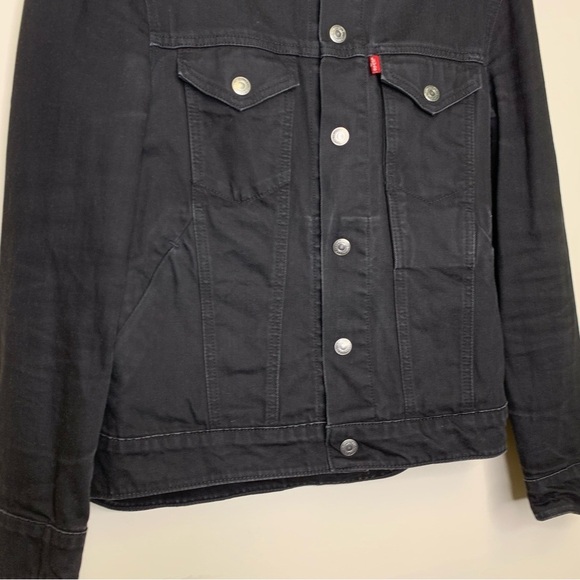 Levi's Black Button Front Hidden Hoodie Denim Jacket Size Small - Picture 3 of 9